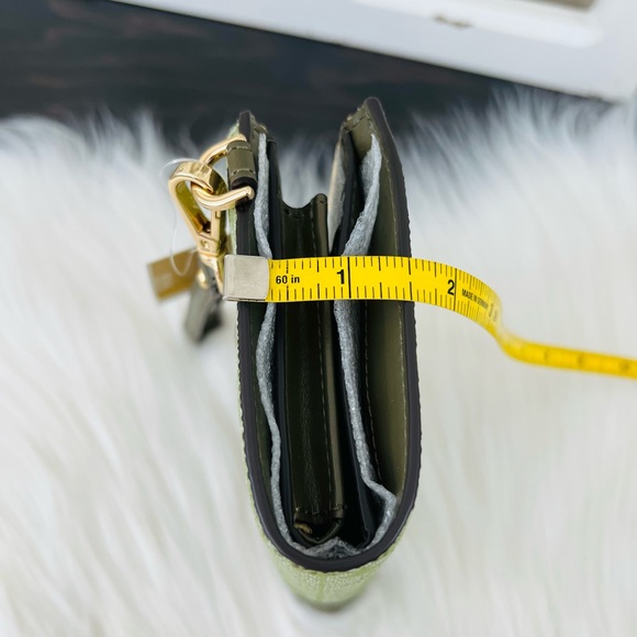 Michael Kors Jet Set Double Zip Wristlet - Picture 15 of 15